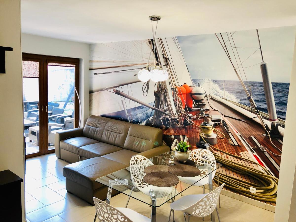 Stornia Apartament *
